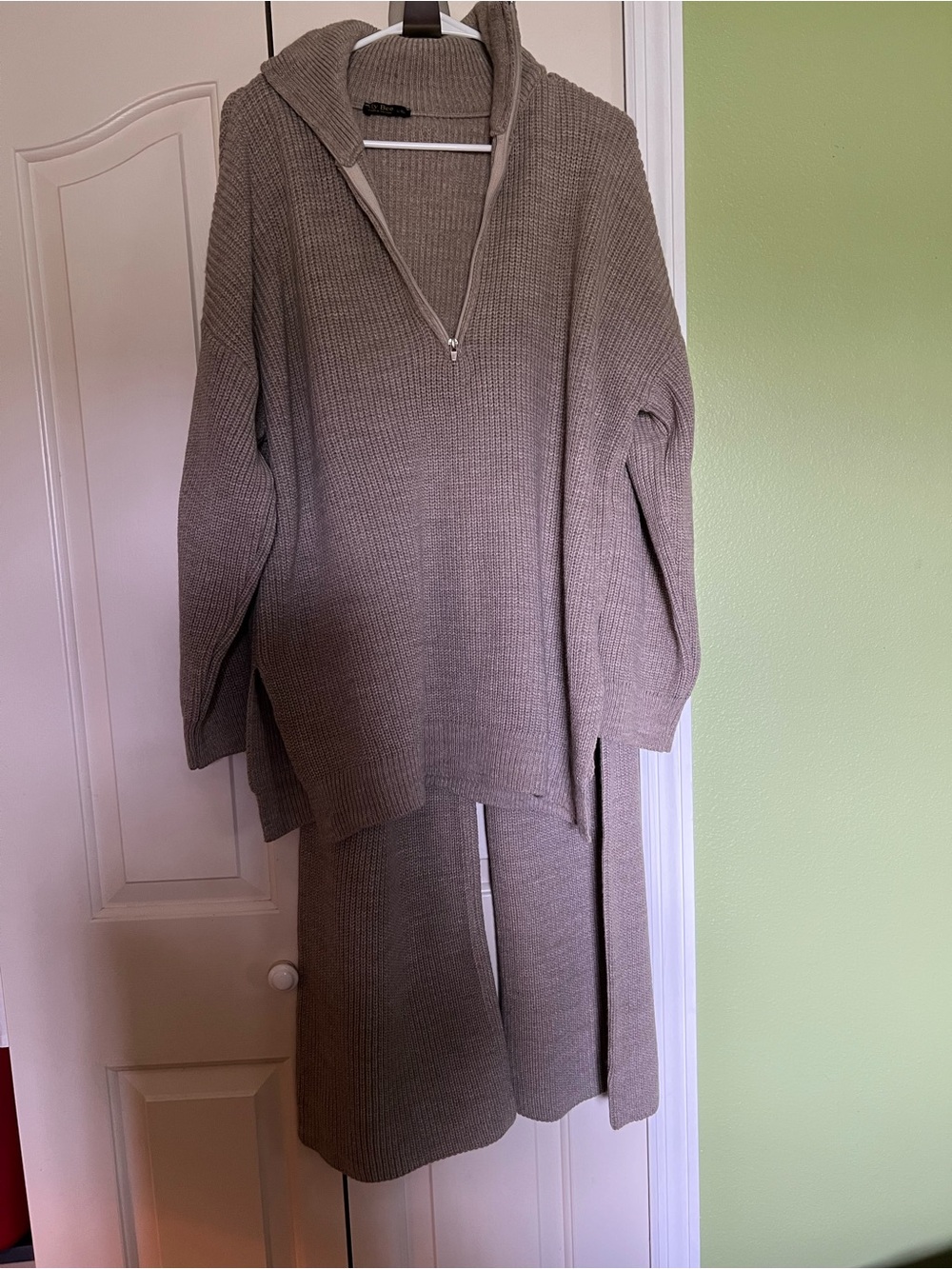 NWOT Cozy Hooded Knit Sweater in Taupe - Women's Sweater set